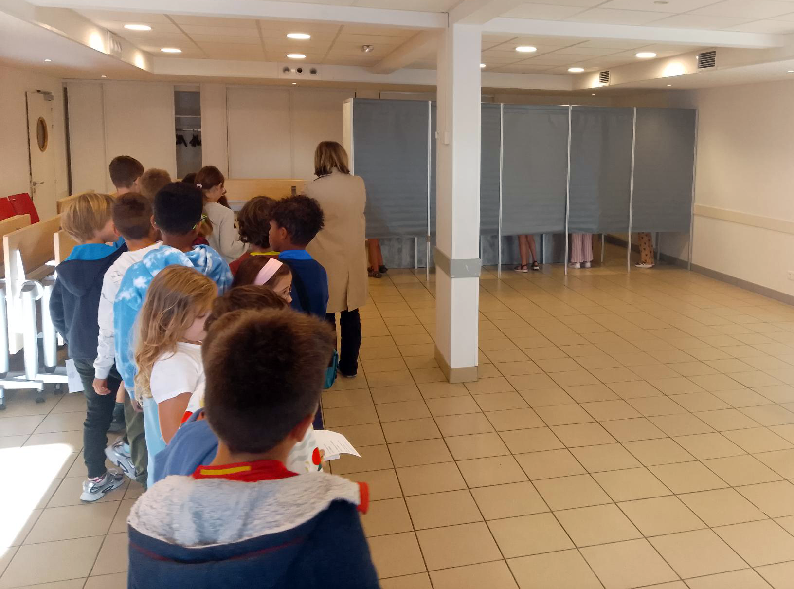 vOTE DANS les isoloirs