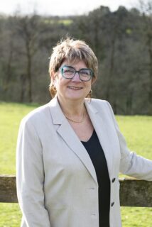 Véronique NEAU REDOIS Maire